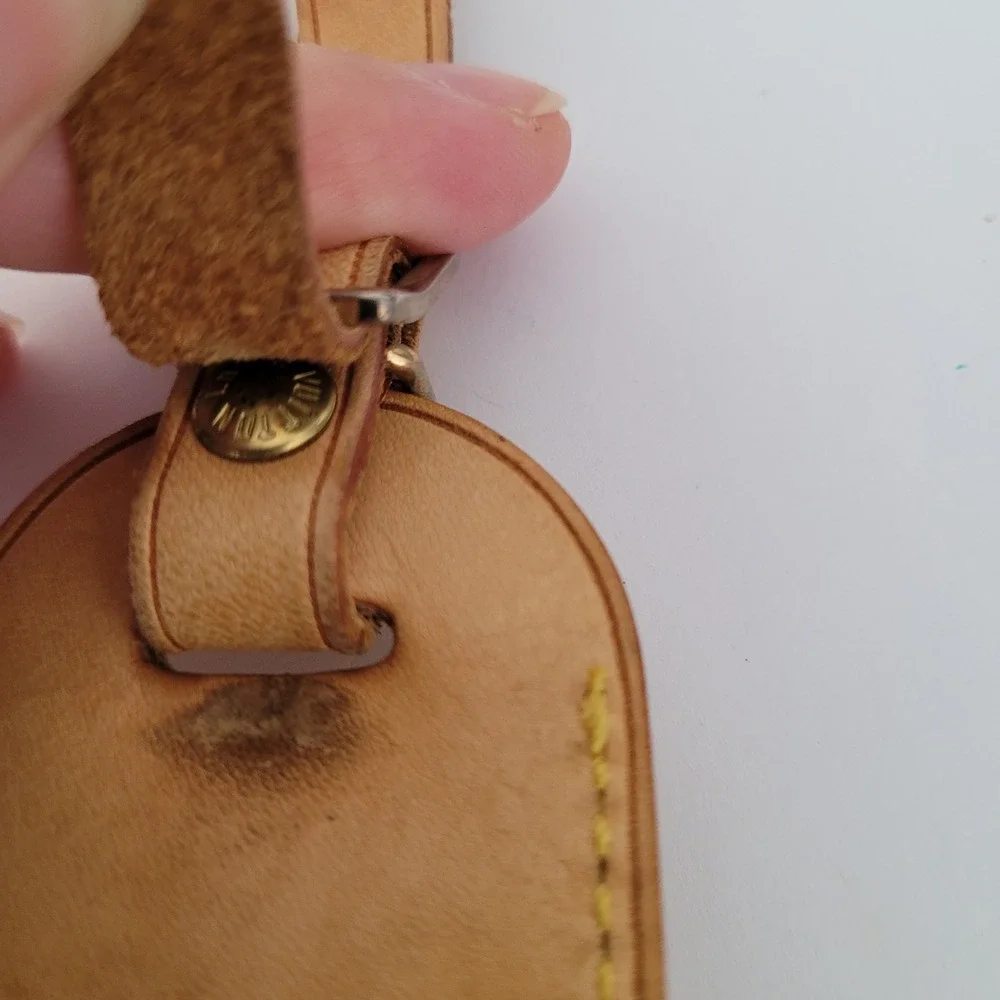 Louis Vuitton Vachetta Leather Luggage Tag Tan Brown Travel Accessory France RN